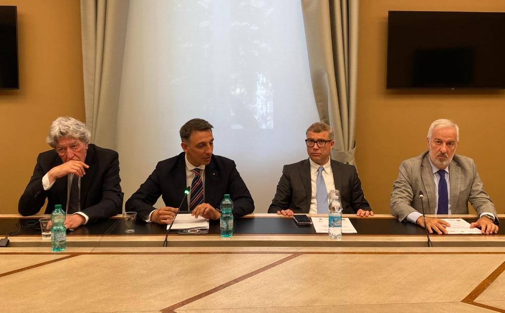 Agenti di commercio: firmato il nuovo Accordo Economico Collettivo (AEC)
